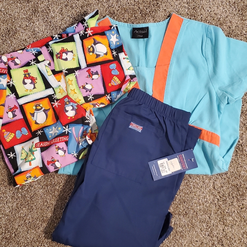 ❤❤❤Bundle 3 pcs Scrubs